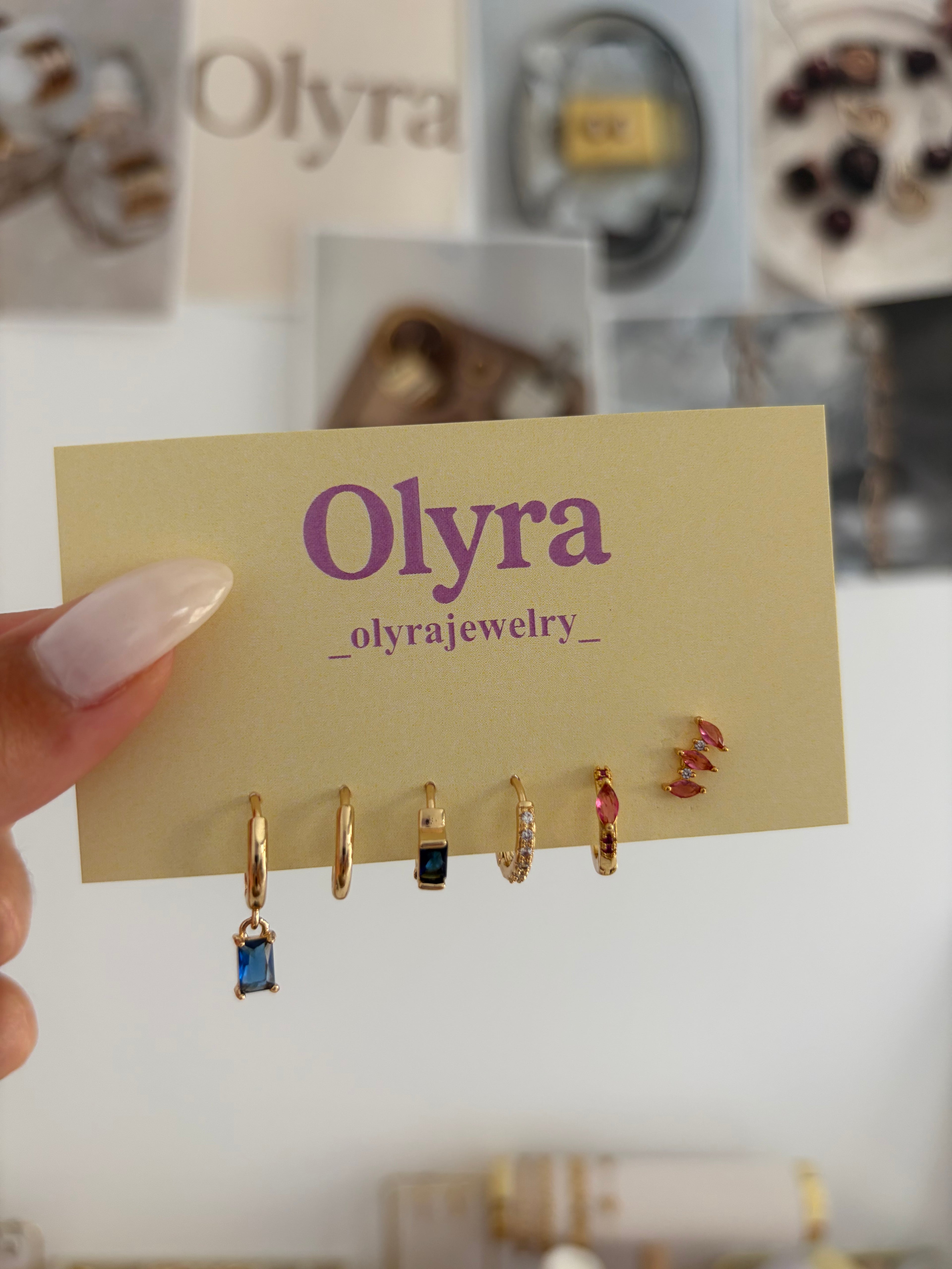 Six Packs Olyra