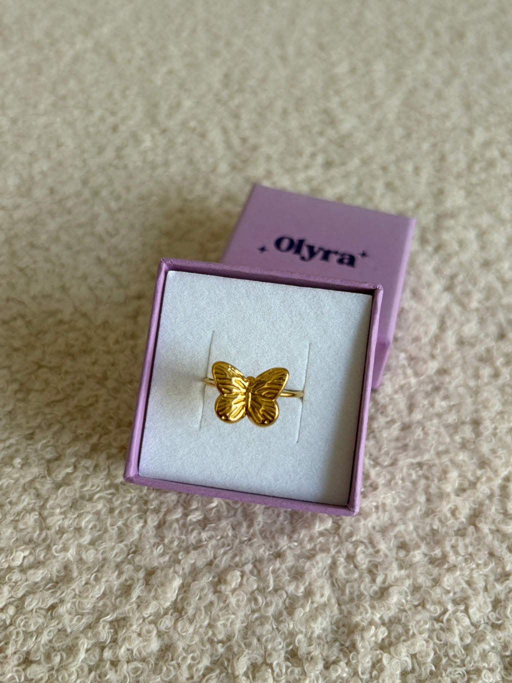 Anillo Vega